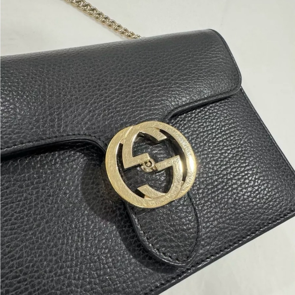 Gucci Black and Champagne/Gold shoulder/Crossbody chain Bag with Iconic Double G - Picture 9 of 11
